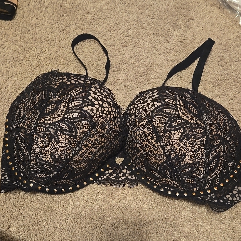 Elegant Black Lace Bra with Gold Accents